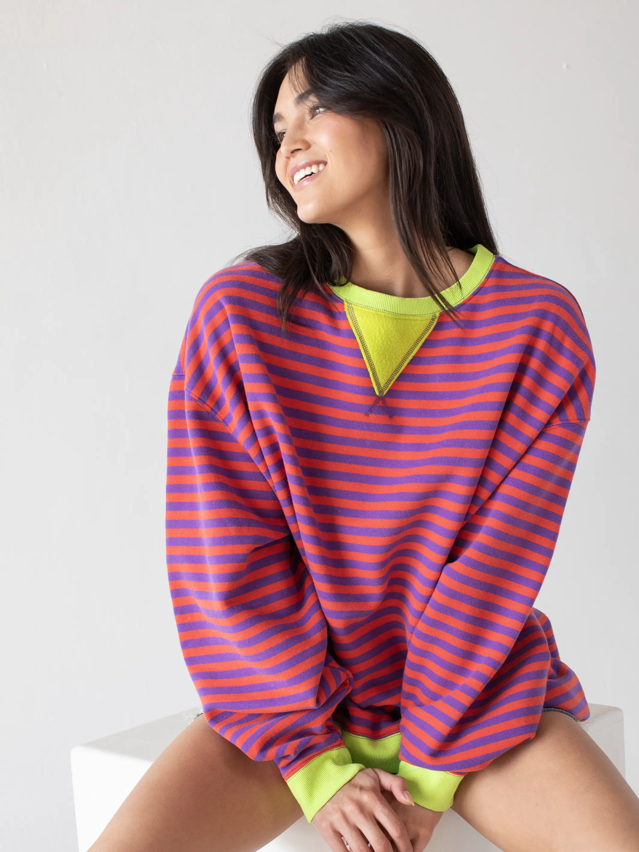 Sweaters & Sweatshirts